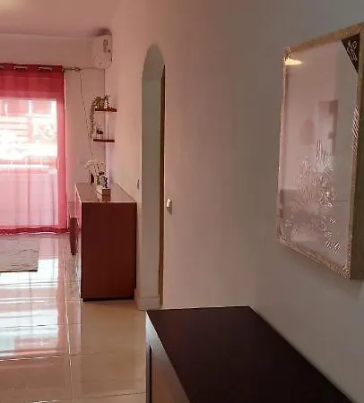 Apartamento Oura Strip *