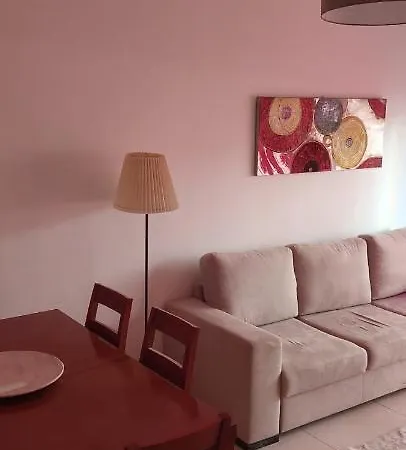Oura Strip Албуфейра
